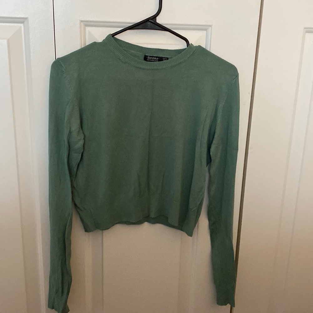 Bershka green top